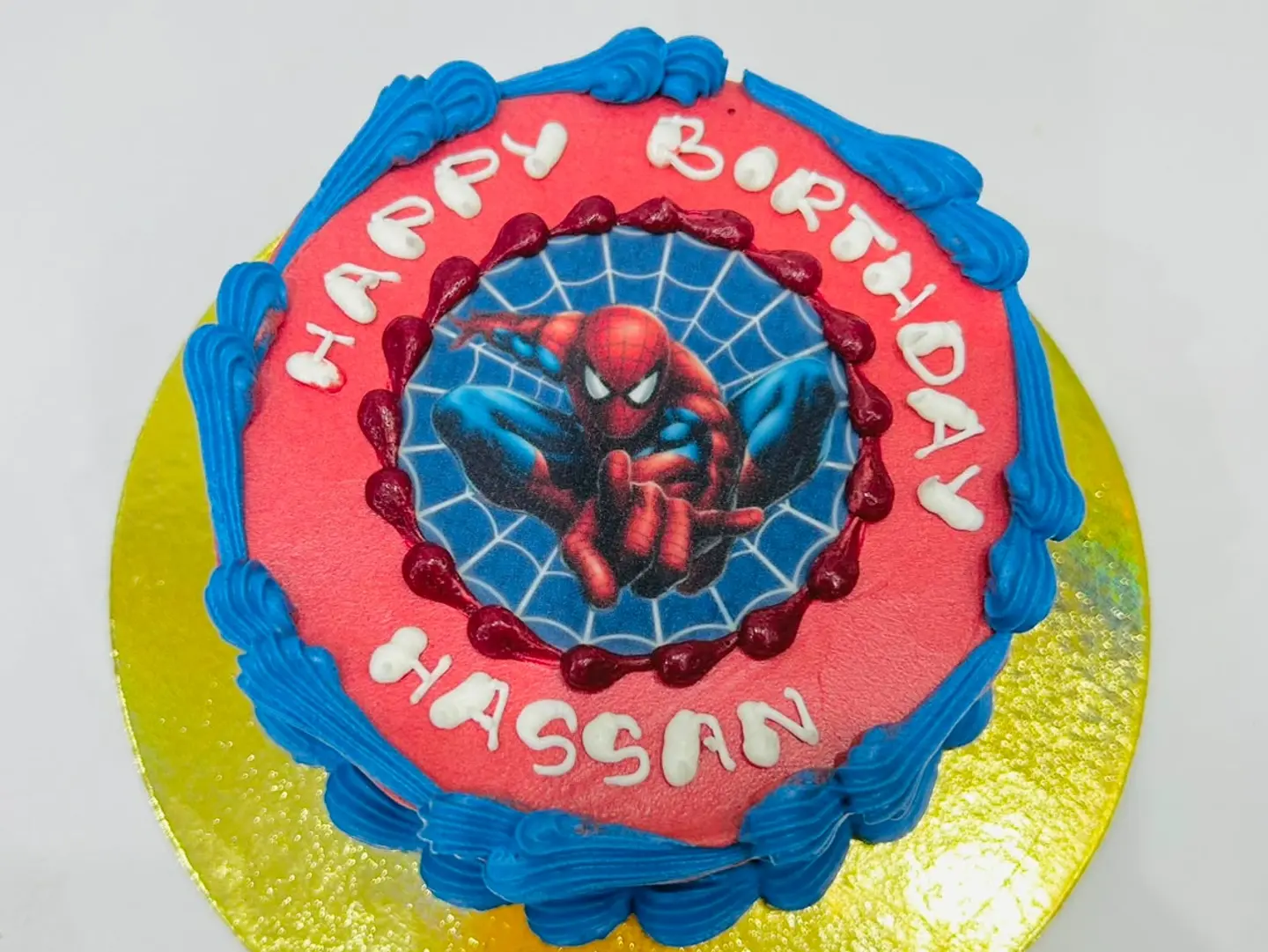 Spider Man Cake   4 Small Size