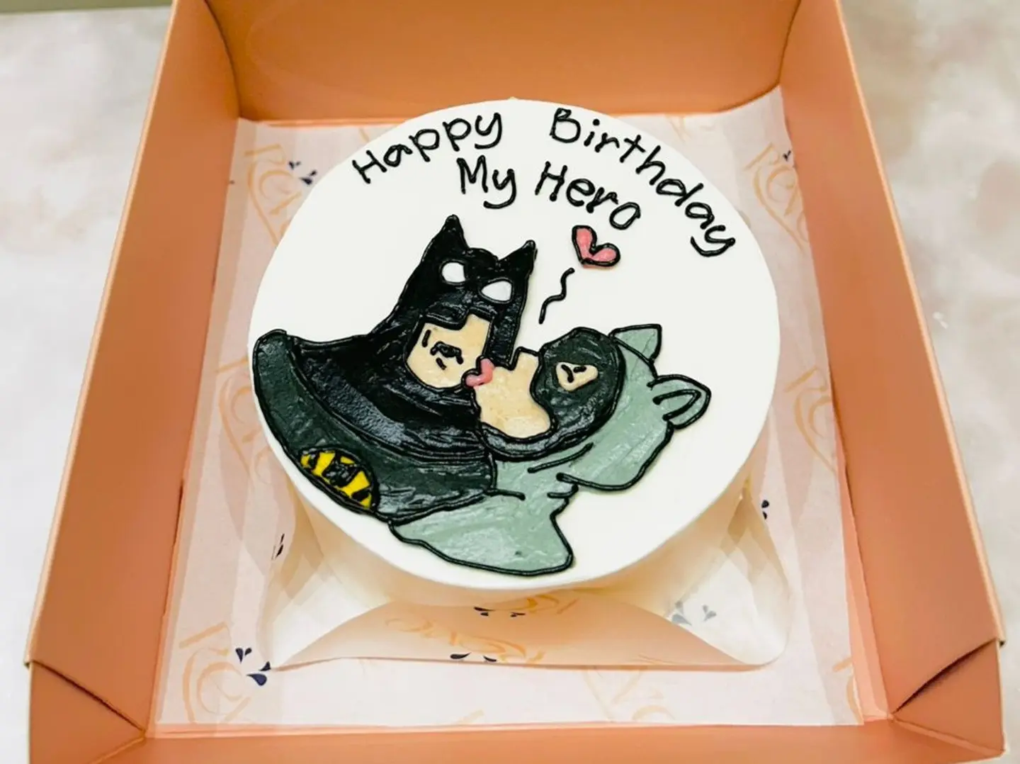 كعكة عيد ميلاد باتمان - حجم صغير 1