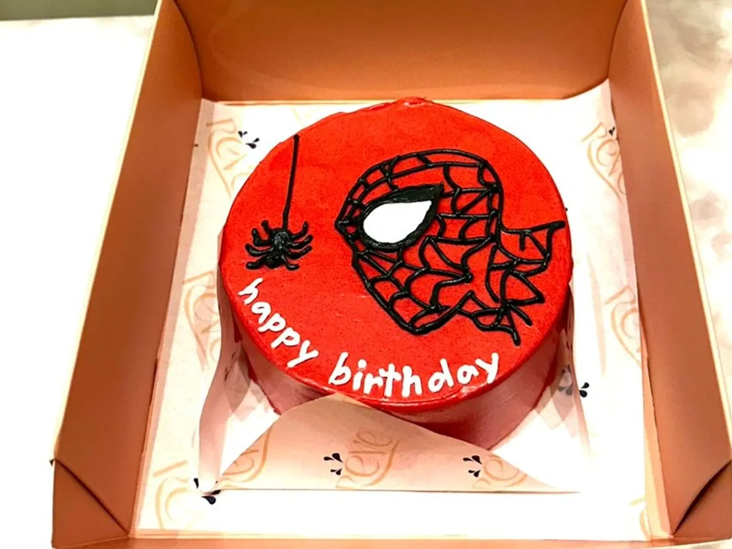 كيكة سبايدر مان - 3 حجم صغير
