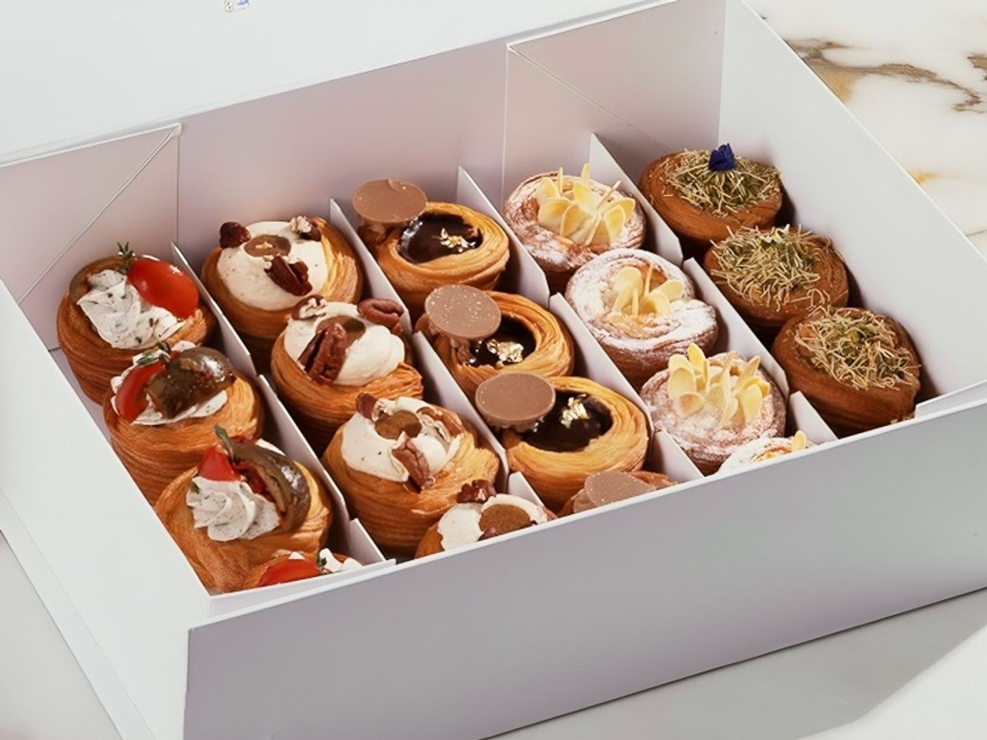 Mini Danish Box 20