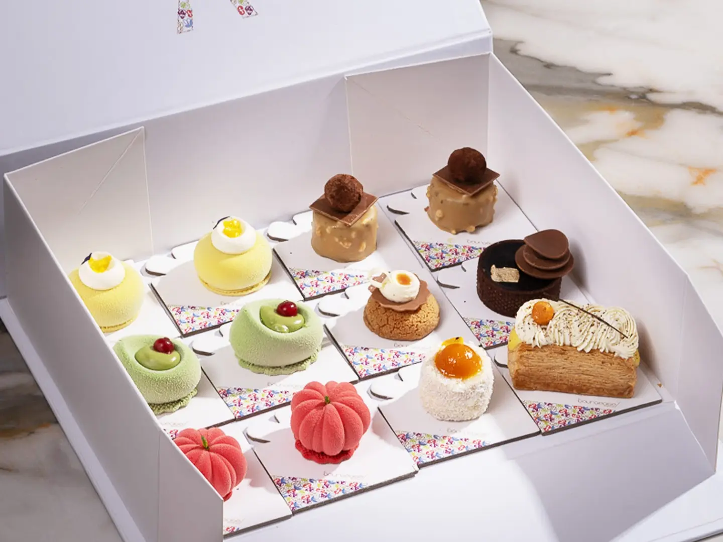 Pastry Box 24p
