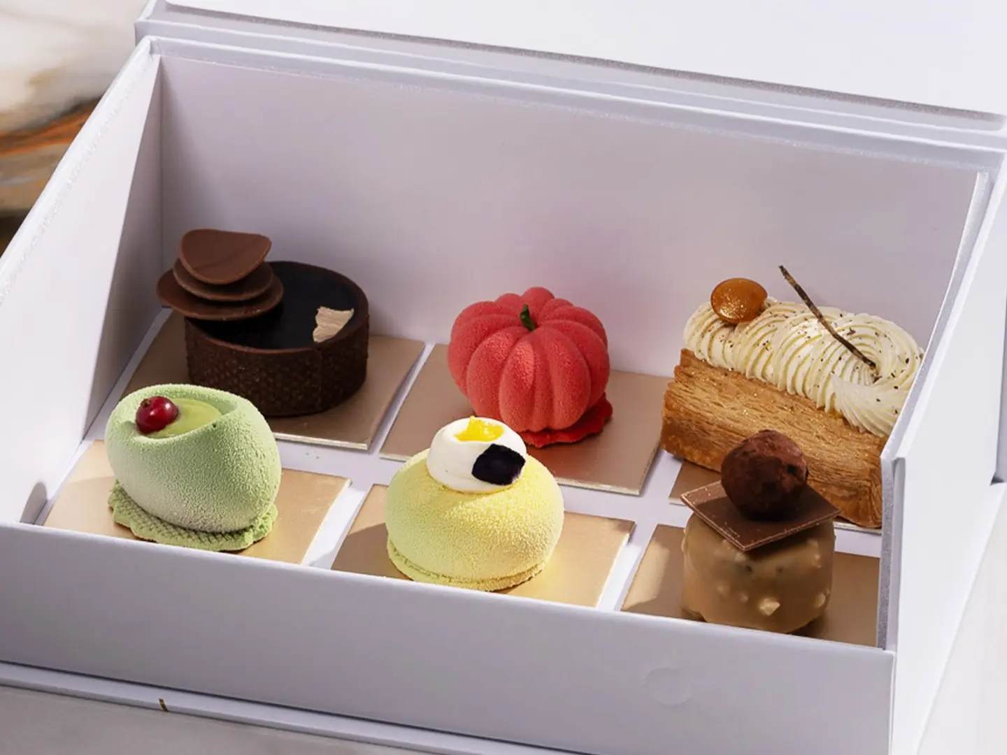 Pastry Box 6 Pcs