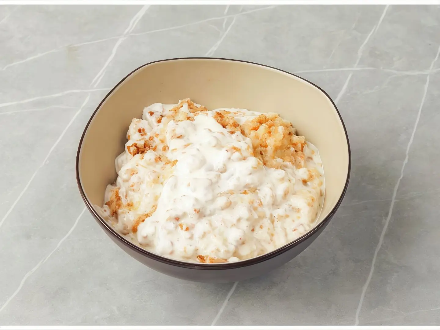 Cream Areekah