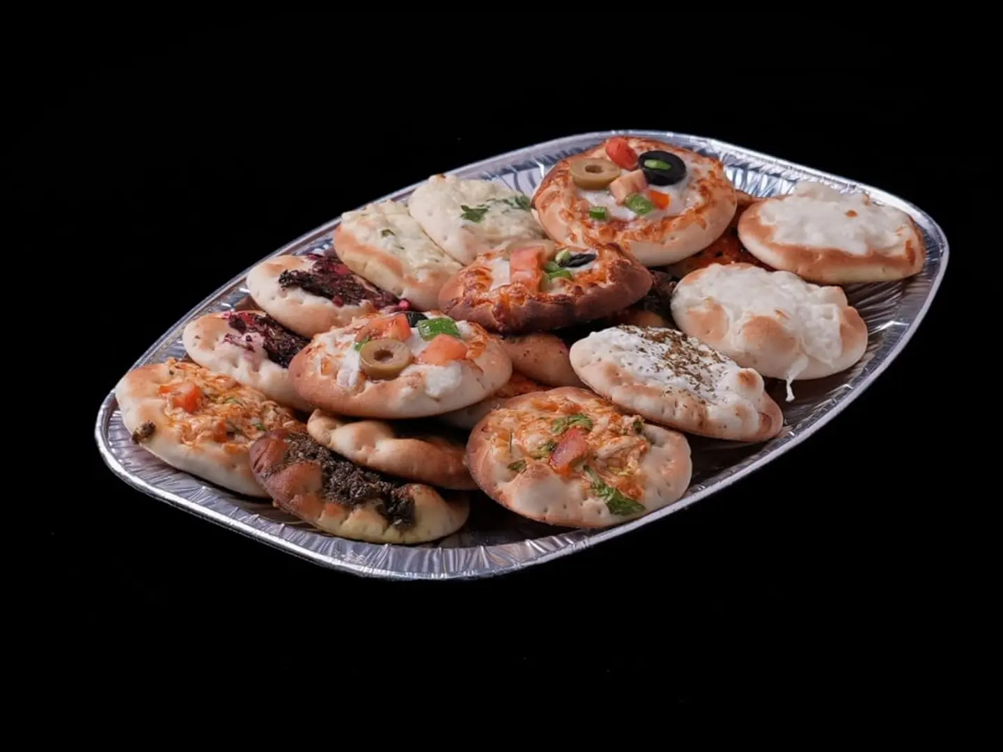 صحن مشكل معجنات 15 حبة