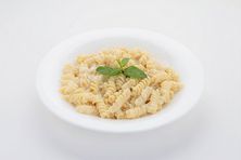 باستا خضار بيضاء