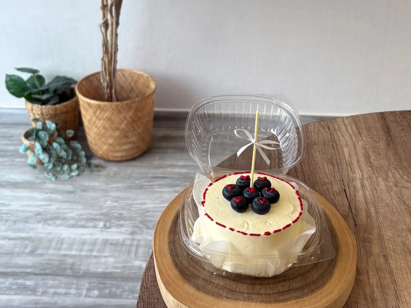 لنش بوكس التوت ٢