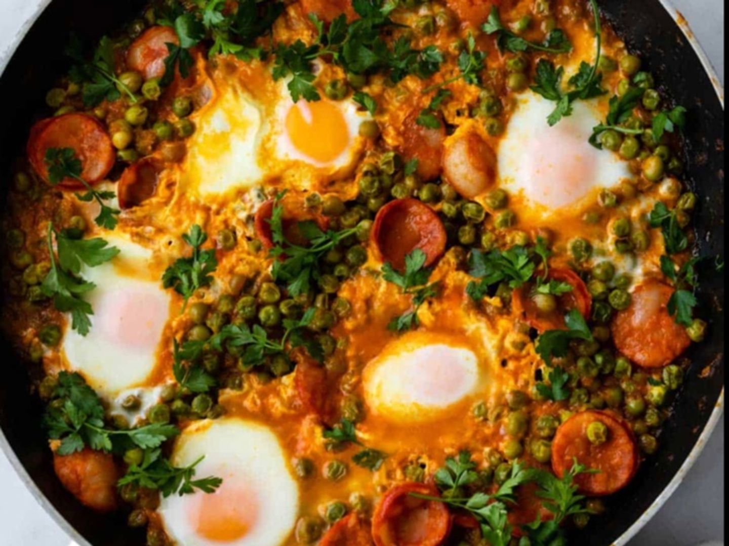 Peas With Eggs