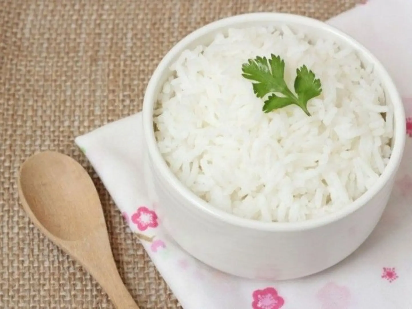 رز ابيض كبير