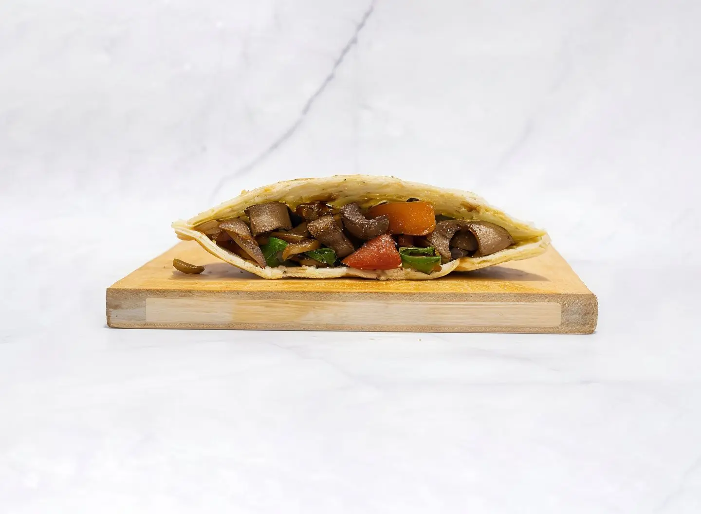 ساندوتش تقاطيع