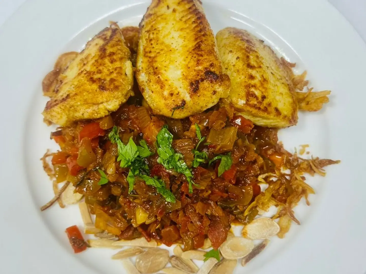 سمكة حارة بيروتية