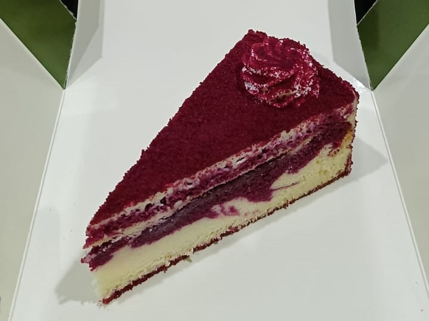Coco Berry Cake