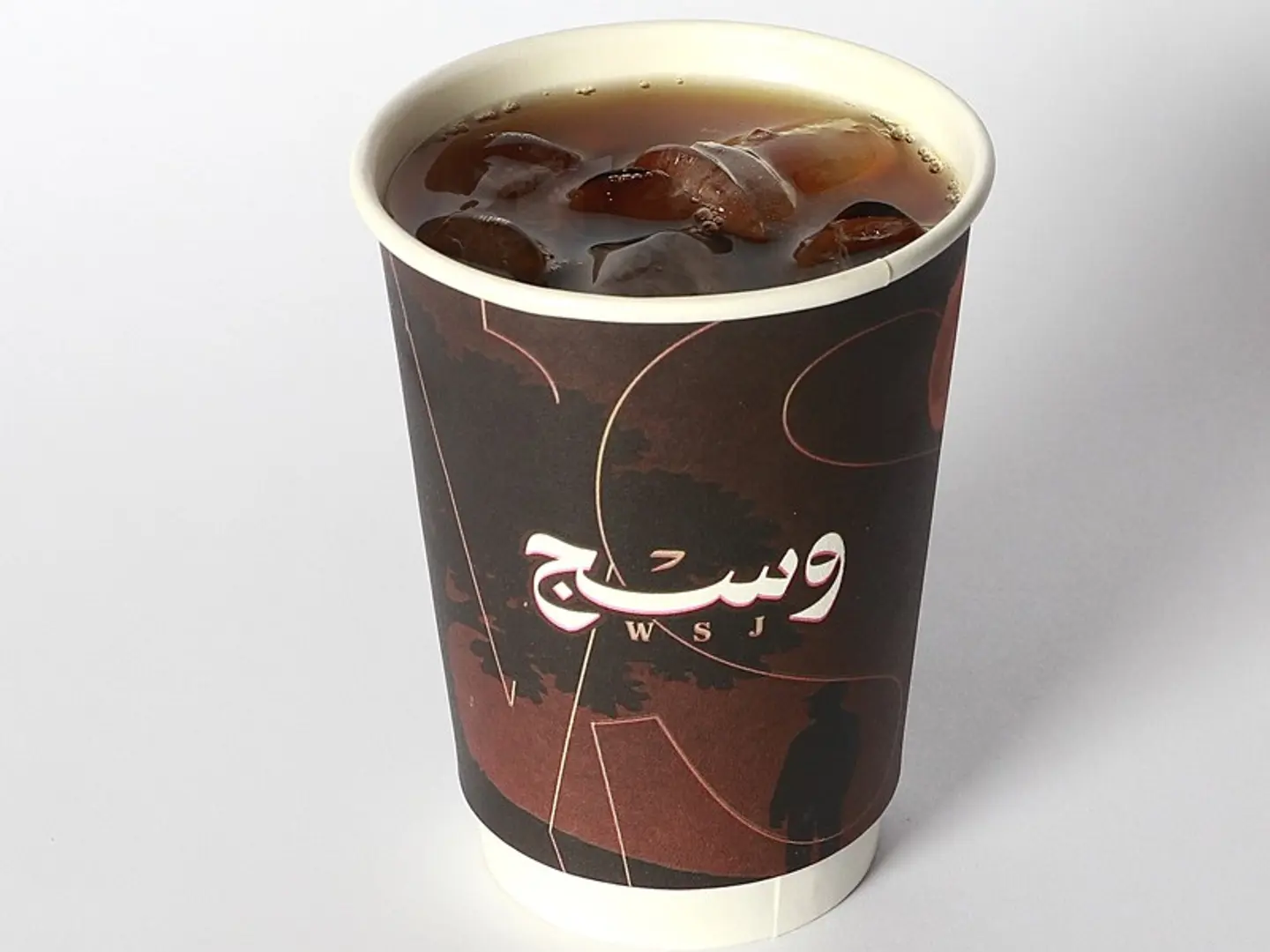 قهوة اليوم بارد كبير