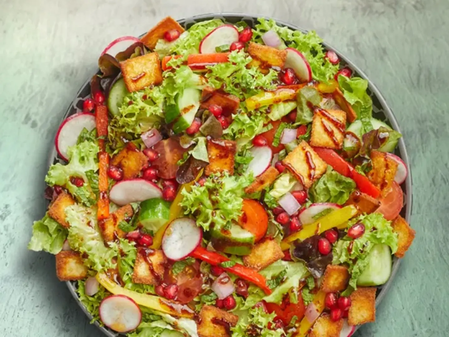 Casa Fattoush Salad With Chicken