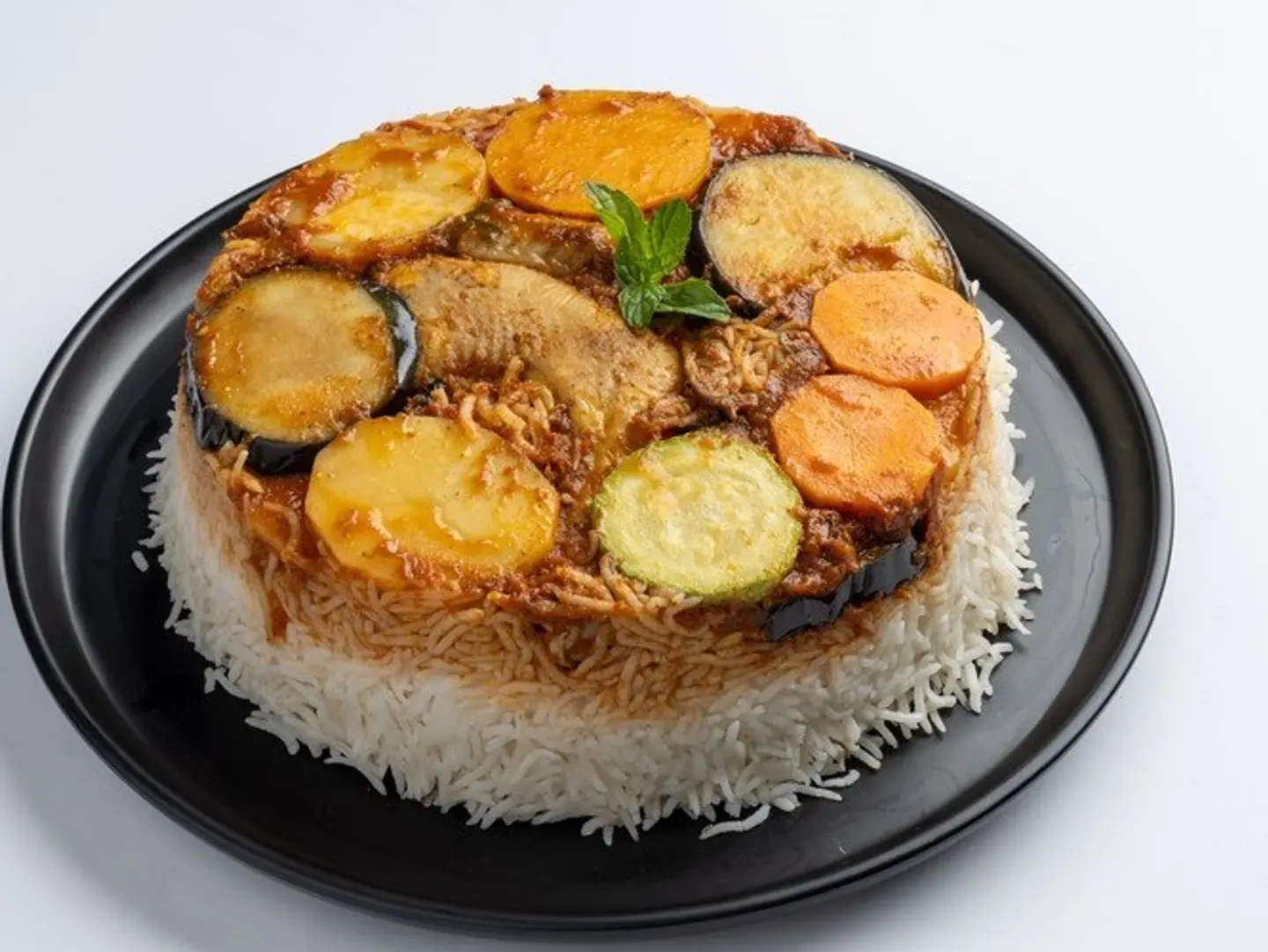 نص دجاج مقلوبه