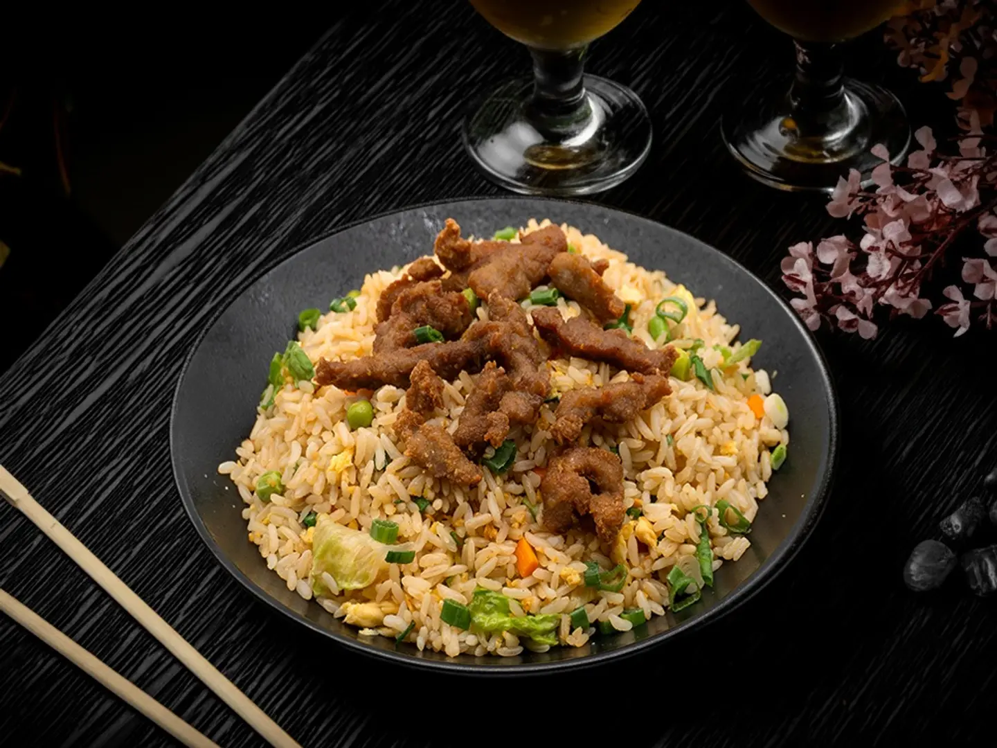 أرز صيني باللحم