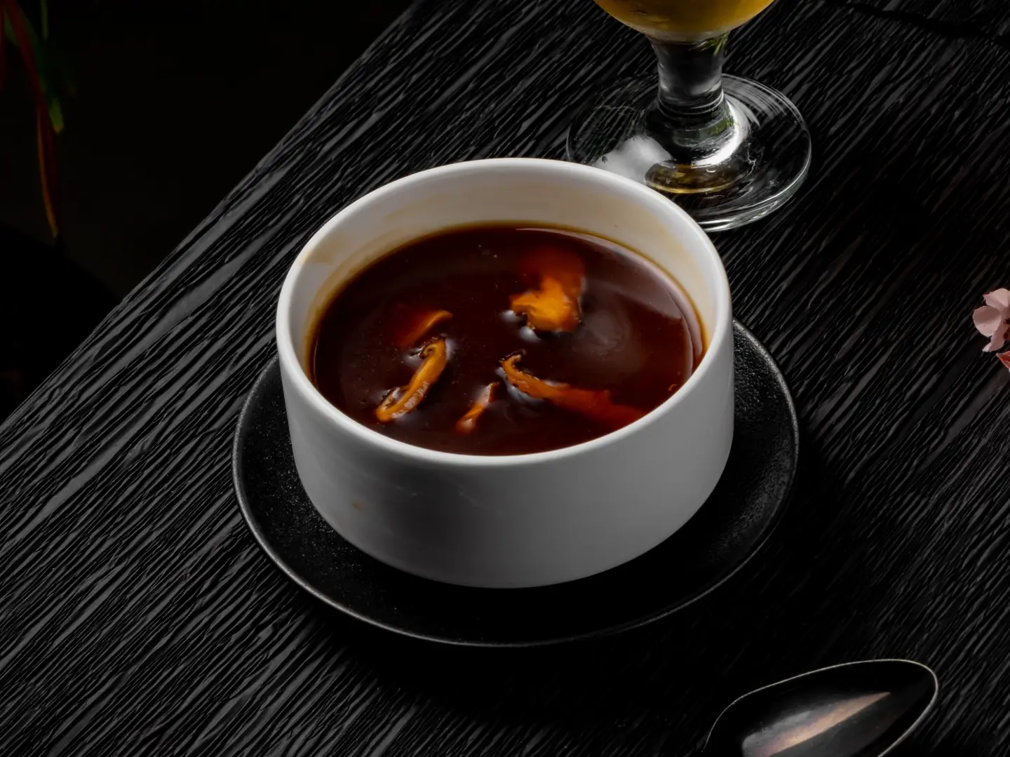 شوربة فطر شيتاكي