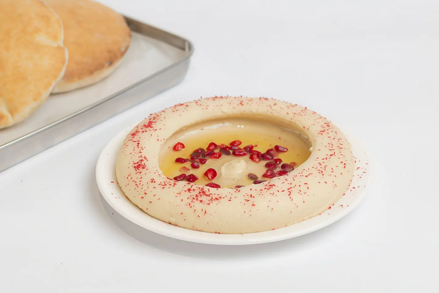 حمص بالطحينة