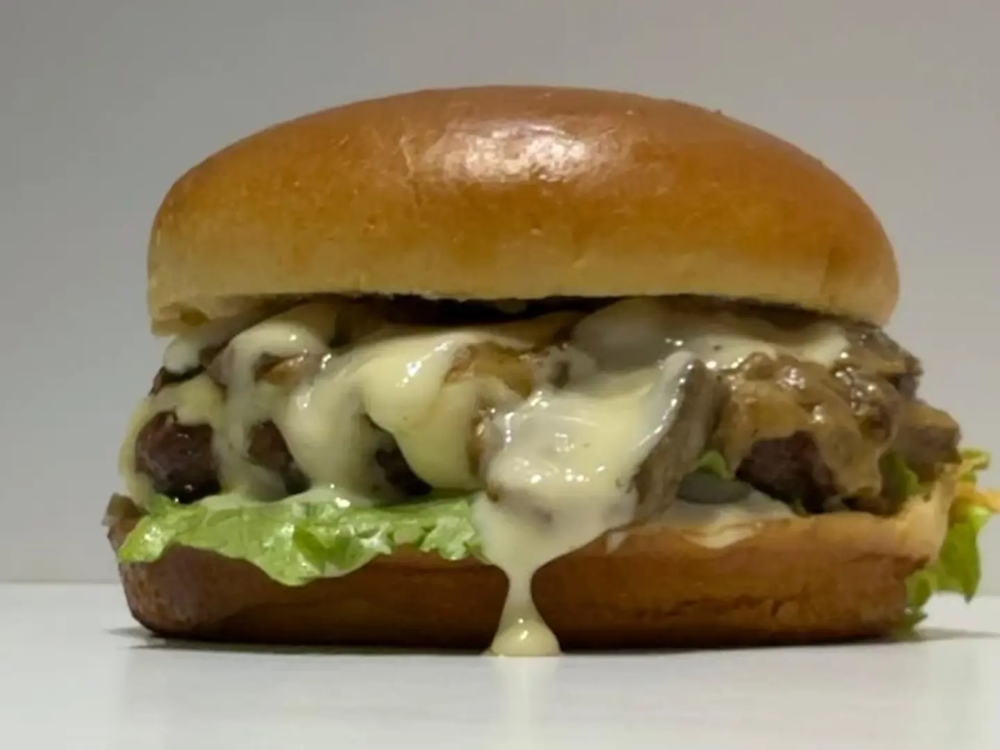 برجر لحم مشروم