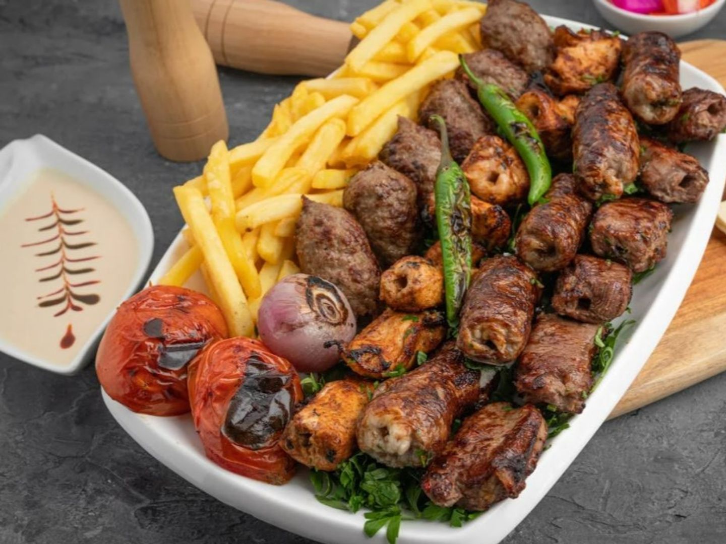 كيلو مشكل (كباب لحم - شبيش - طرب)
