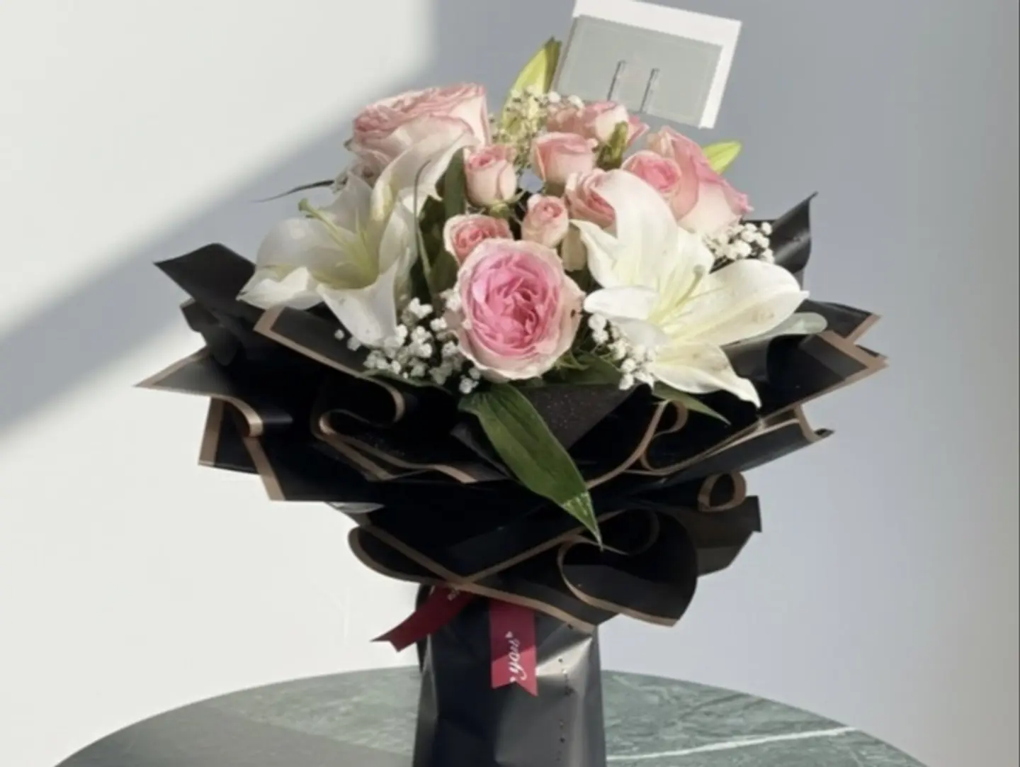 Round Lily Bouquet