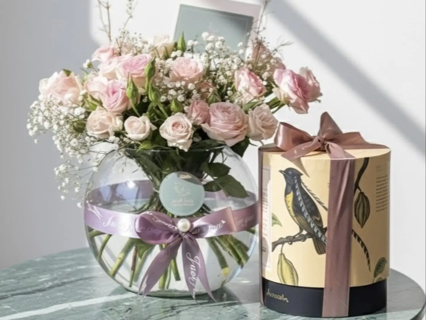 Classic Vase With Anoosh