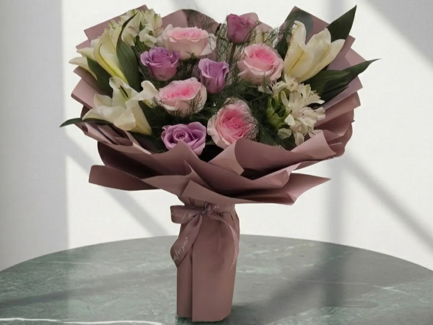 Ahlam Lily Bouquet