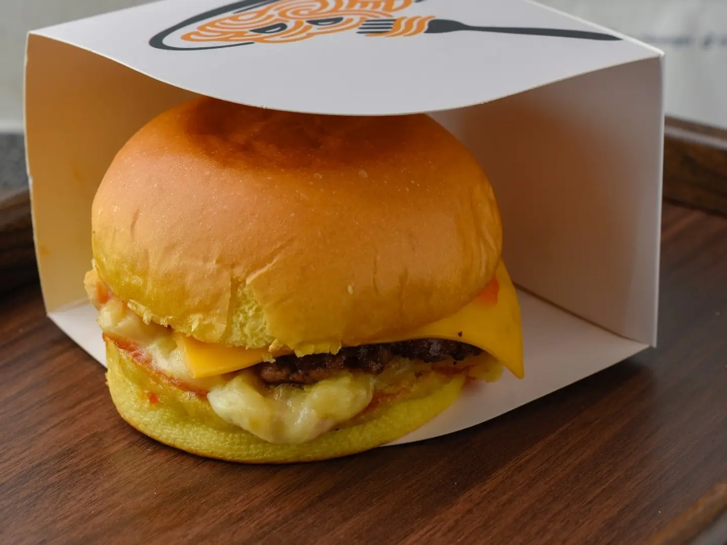 Mac And Cheese Beef Burger