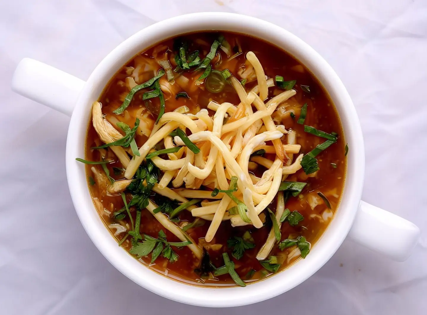 شوربة مانشو بالدجاج