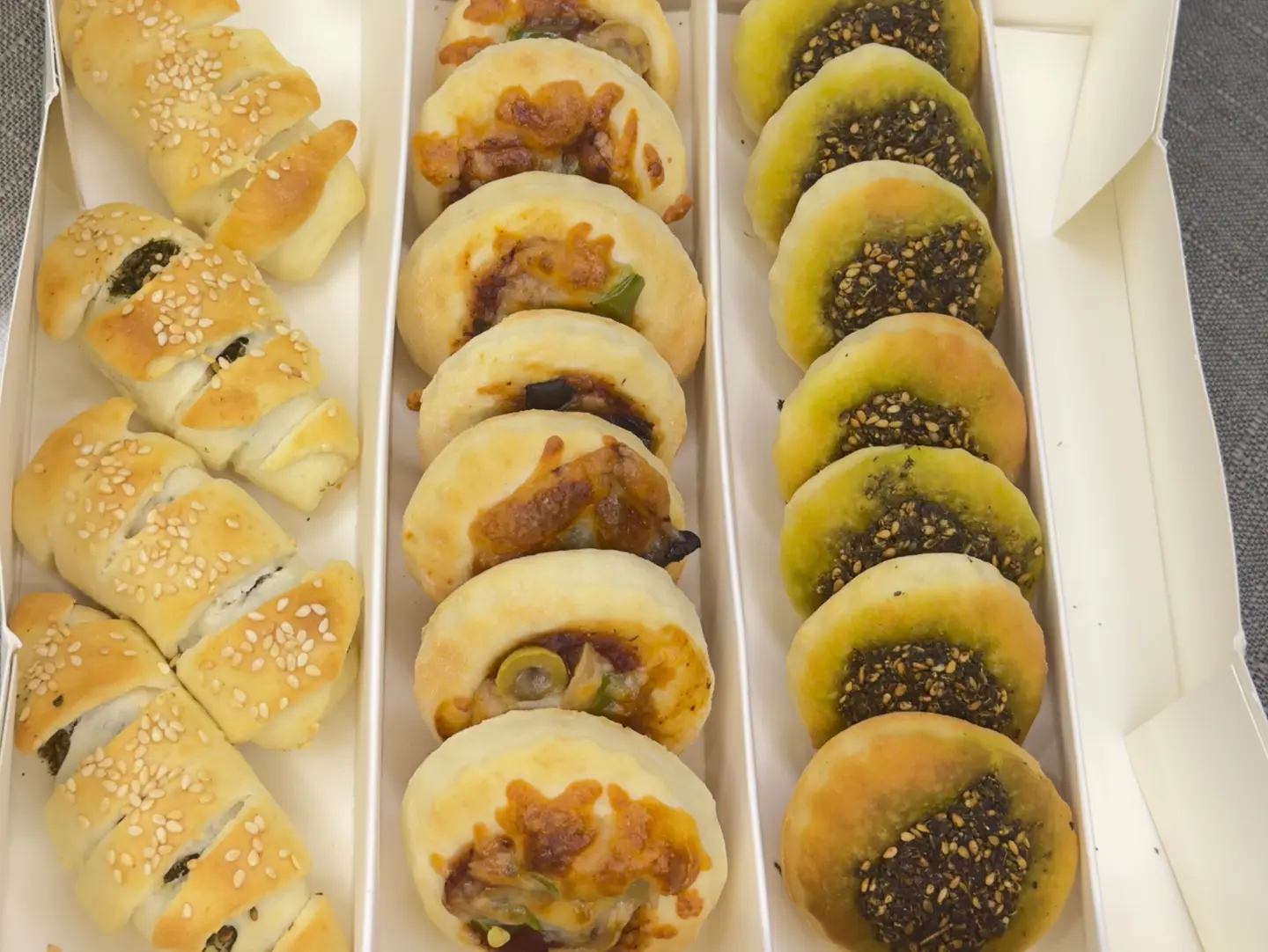معجنات مشكلة 20 قطعة