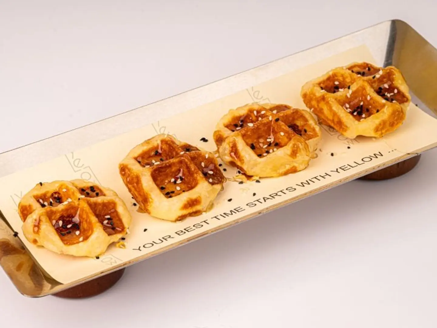 وافل عسل مع جبن