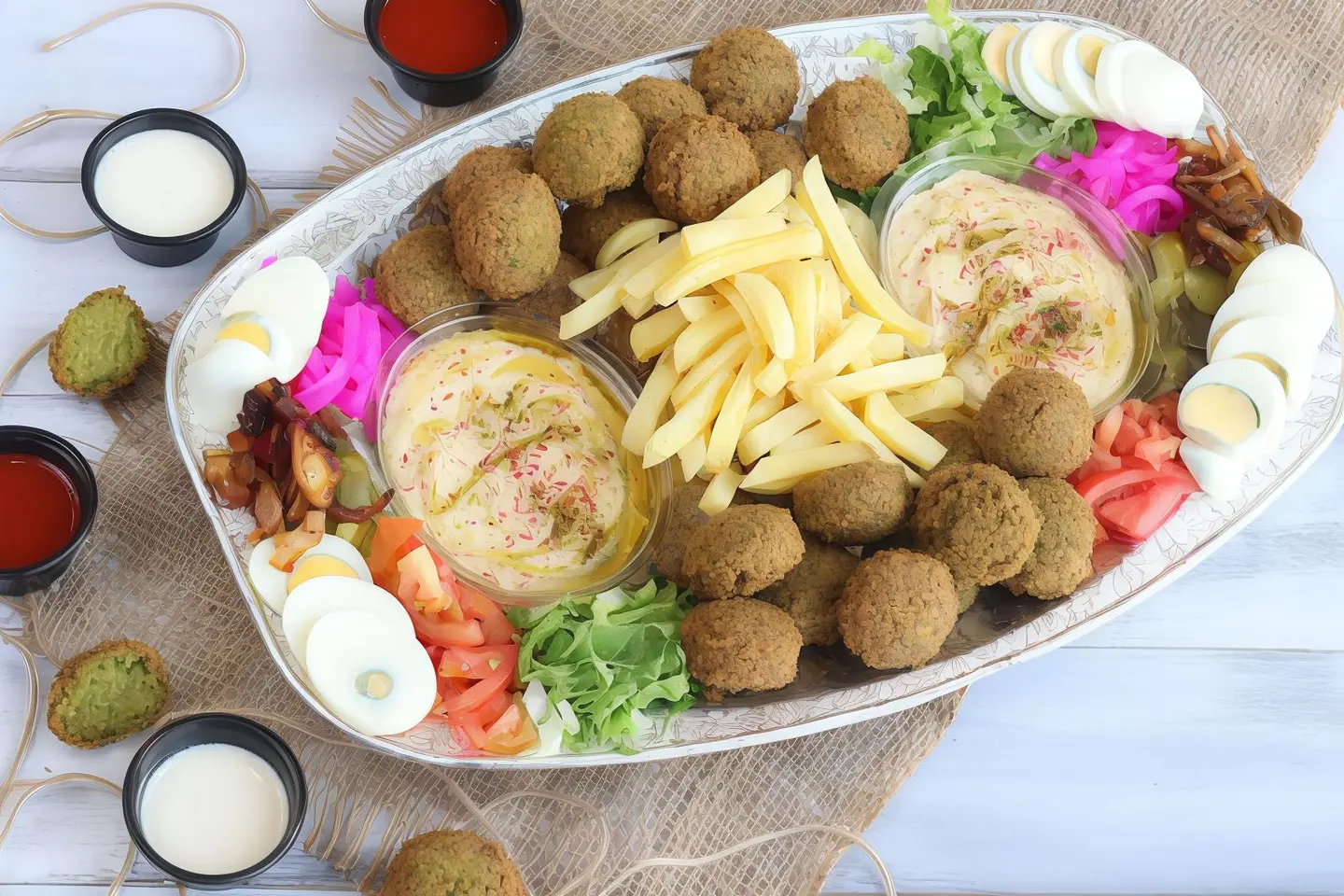 صحن فلافل مشكل