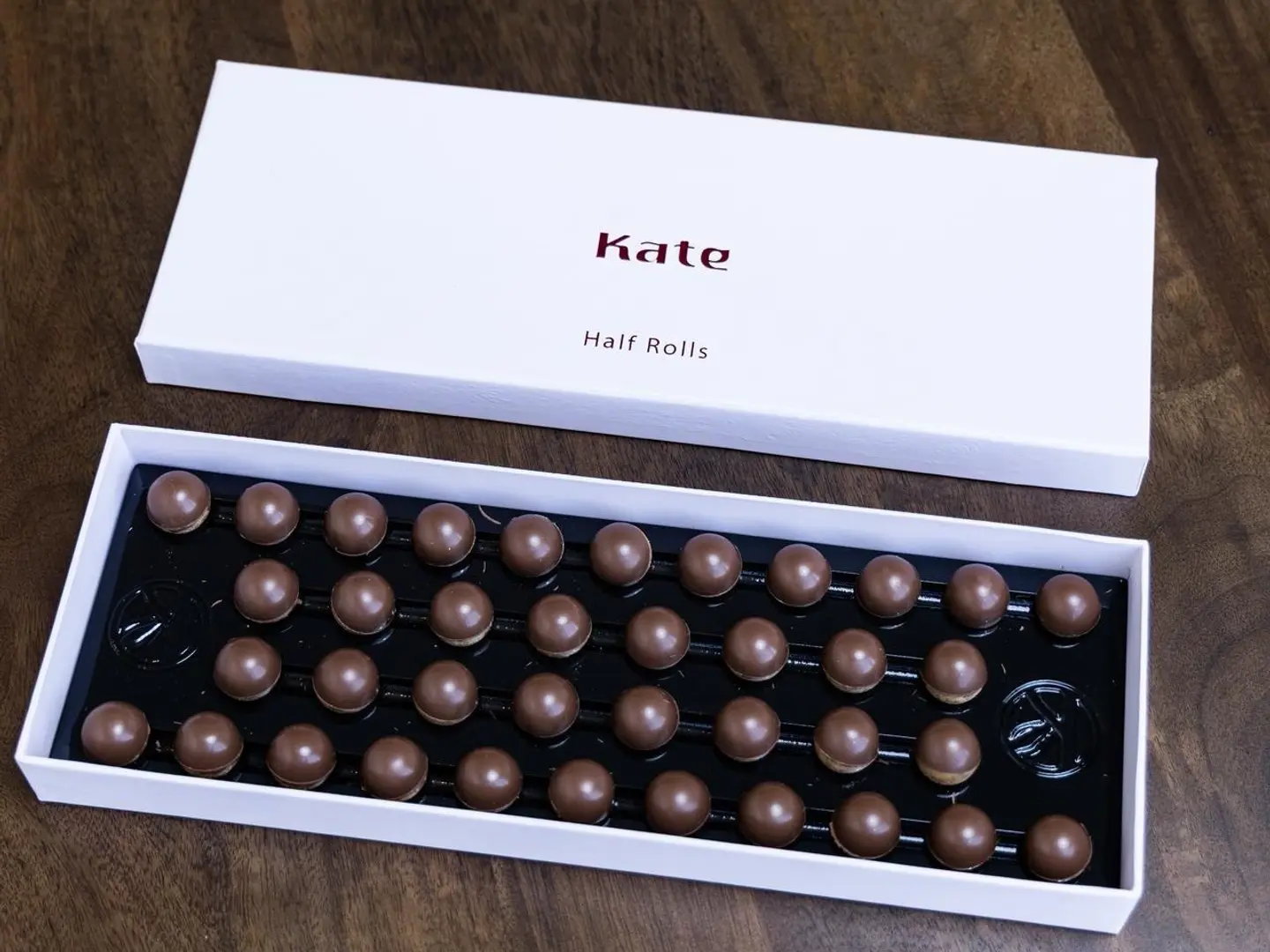 Kate Chocolate Half Rolls