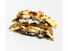 فطيرة كبدة بالجبن