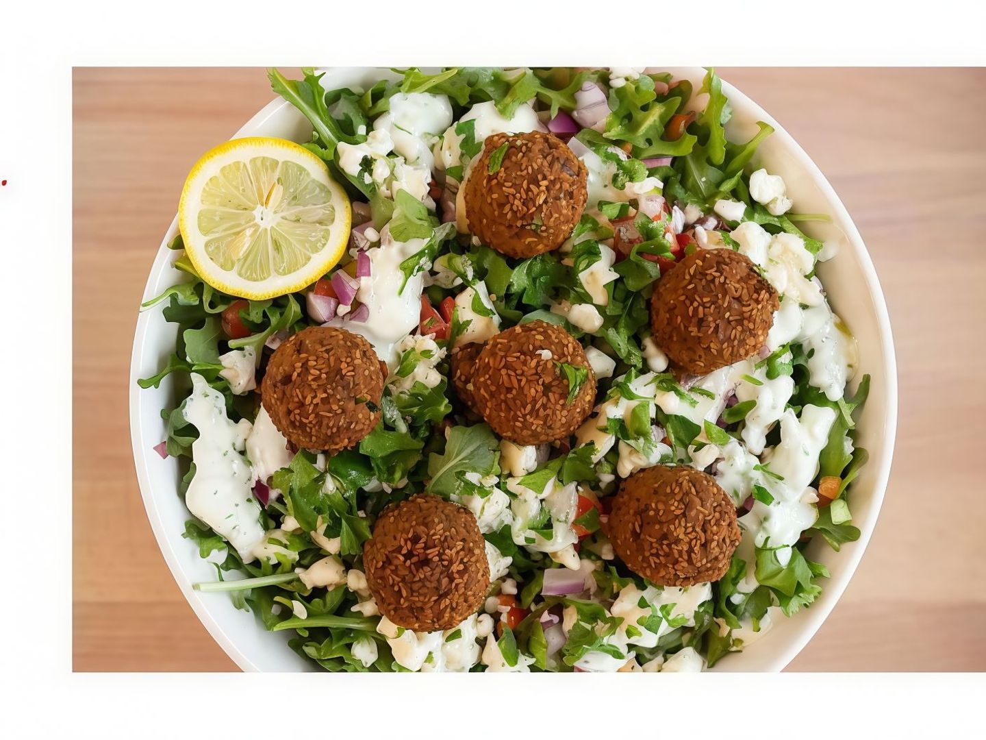 سلطة فلافل حارة تراسي