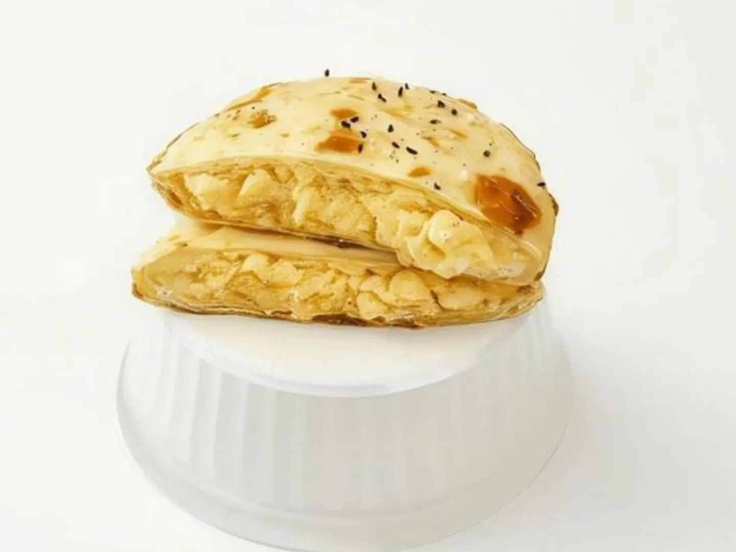 مدور بيض سادة