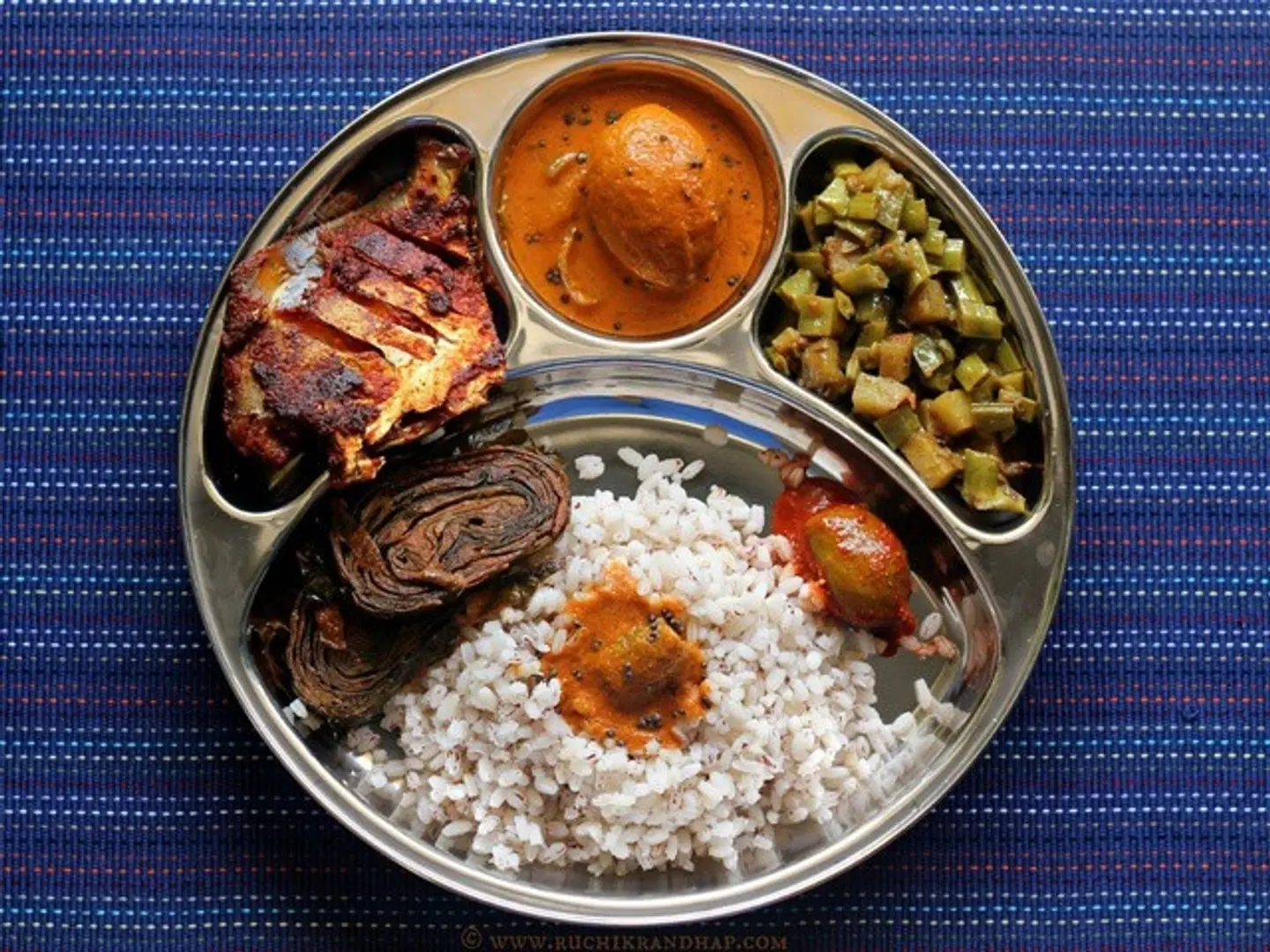 وجبات مع السمك المقلي