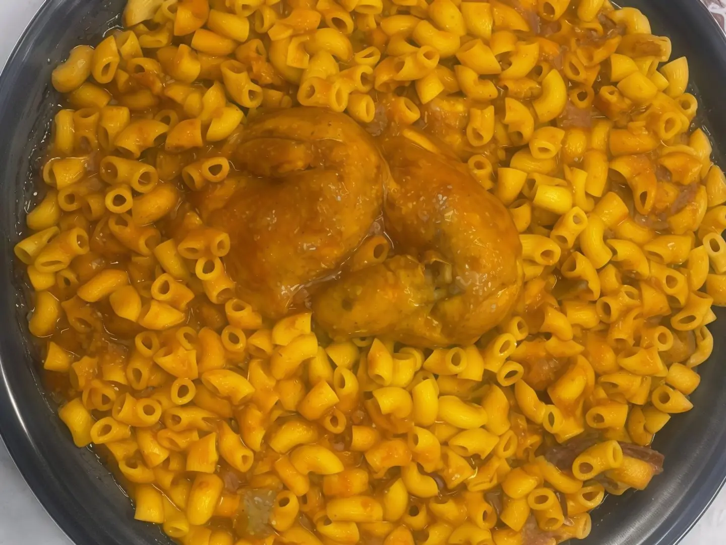 نص مضغوط دجاج مكرونة