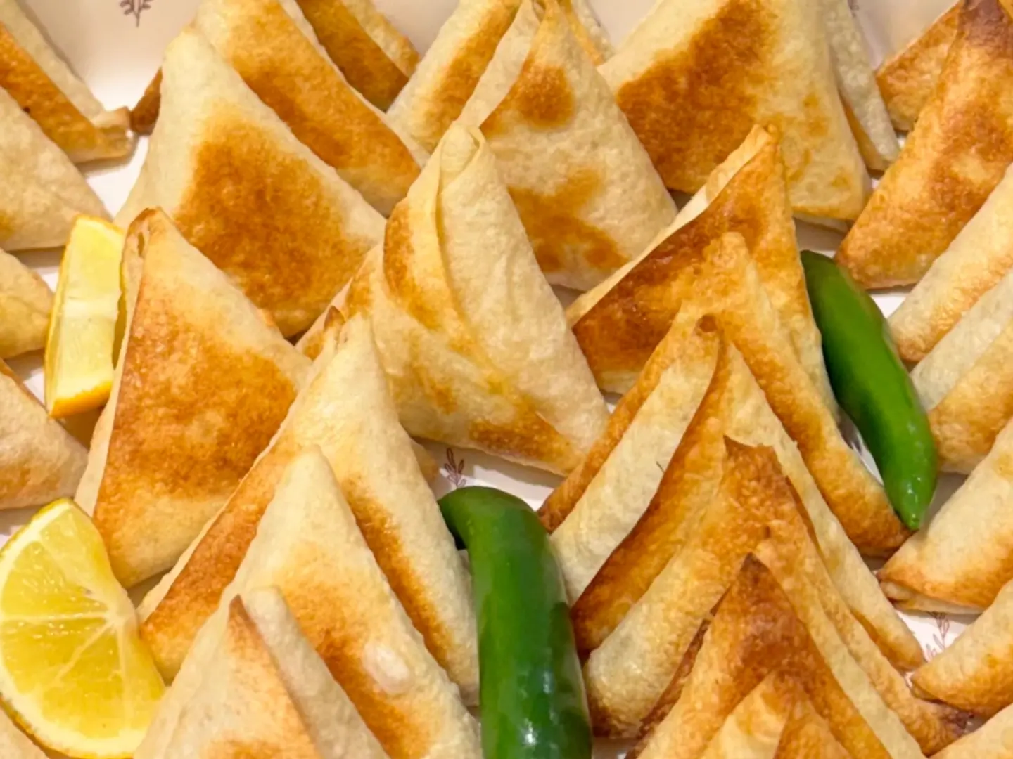 بوكس صغير سمبوسة مشوي مشكل