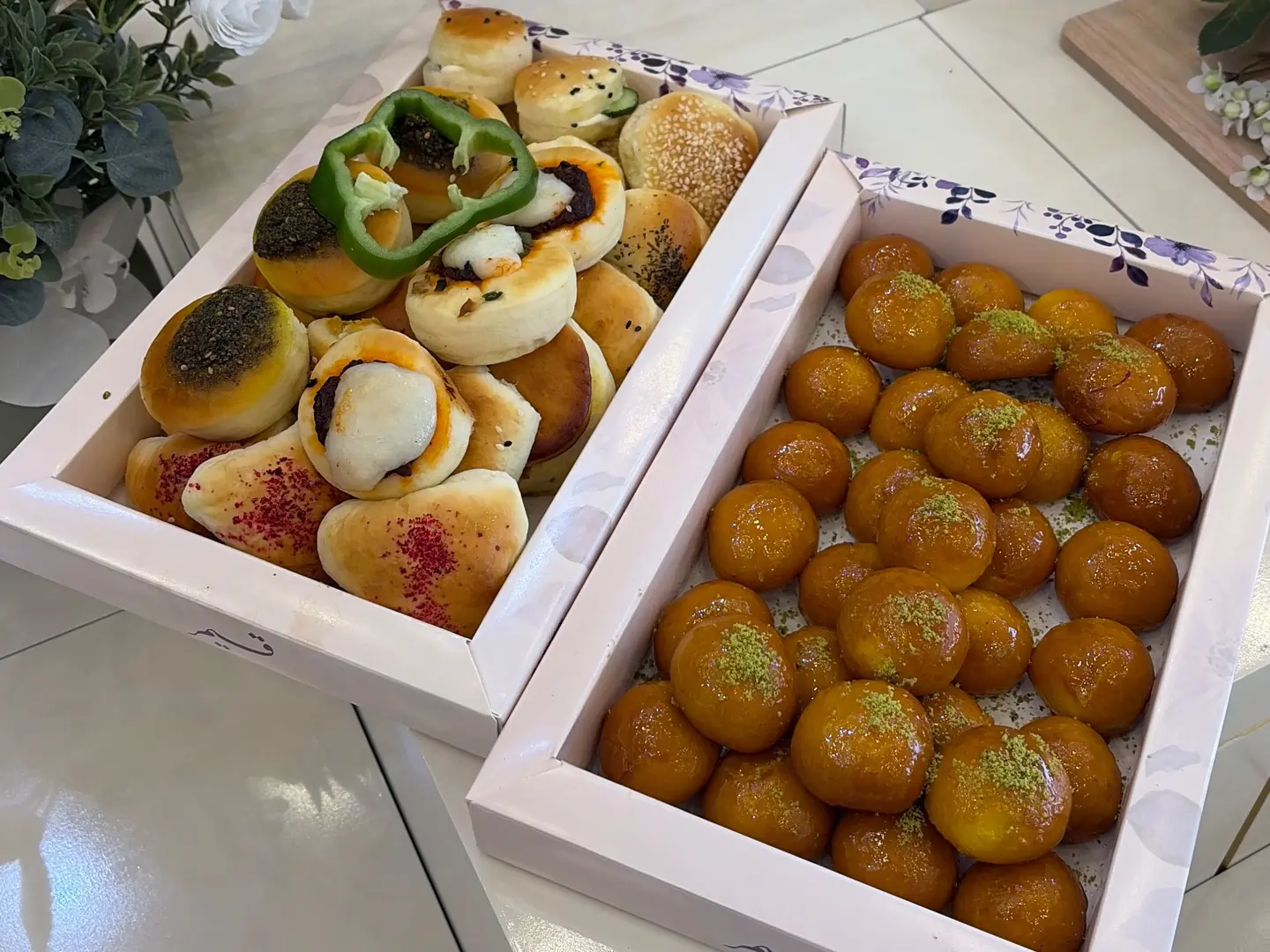 فطاير مع لقيمات ب الجبن