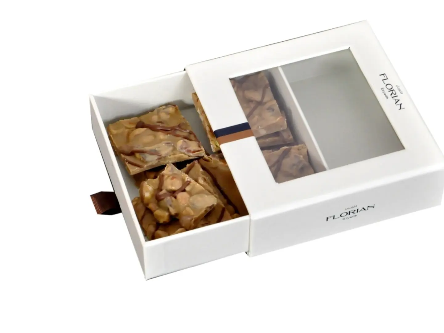 الواح شوكولاتة بالكراميل مع المكسرات