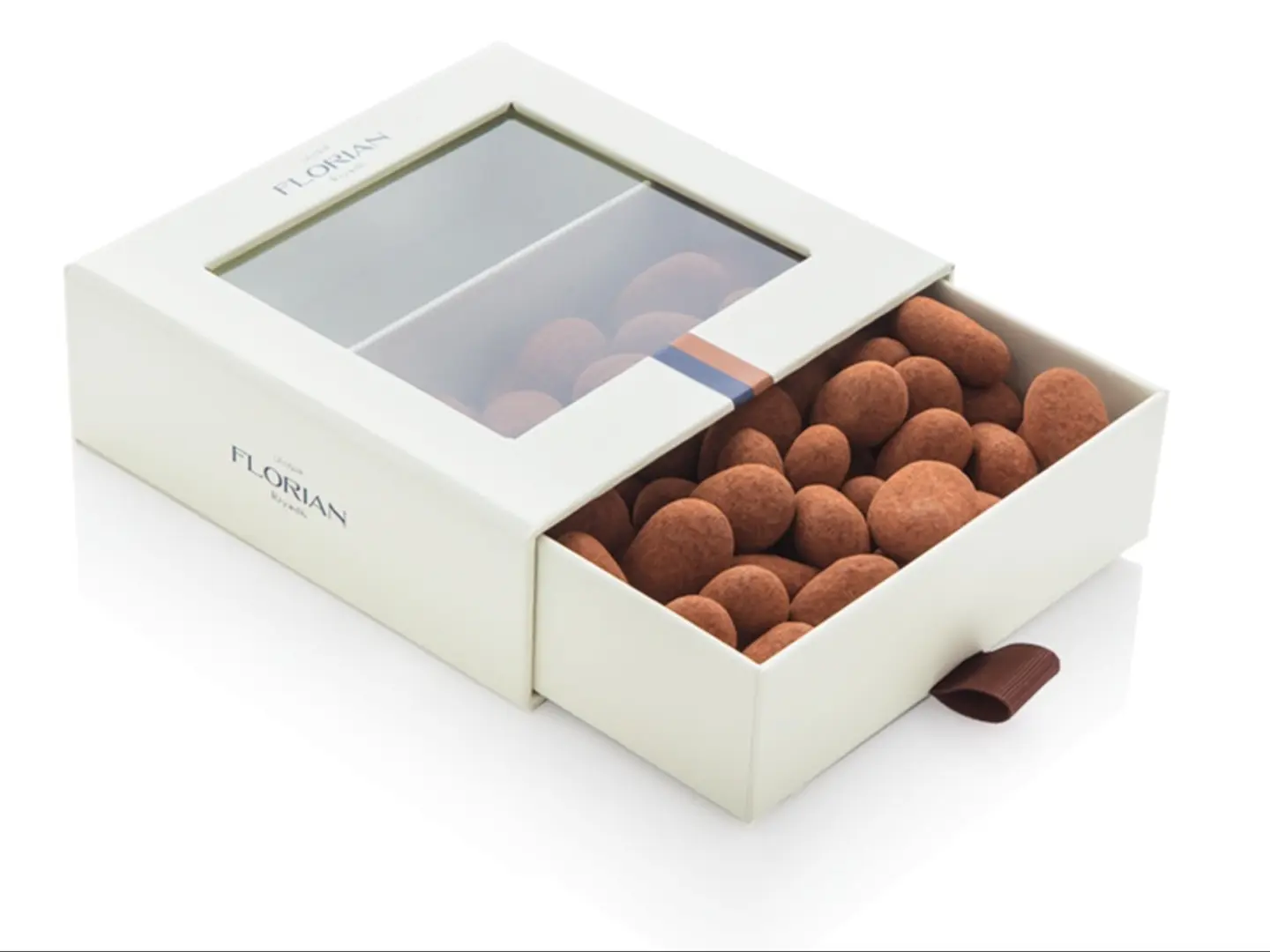 دراجيه اللوز ببودرة الكاكاو