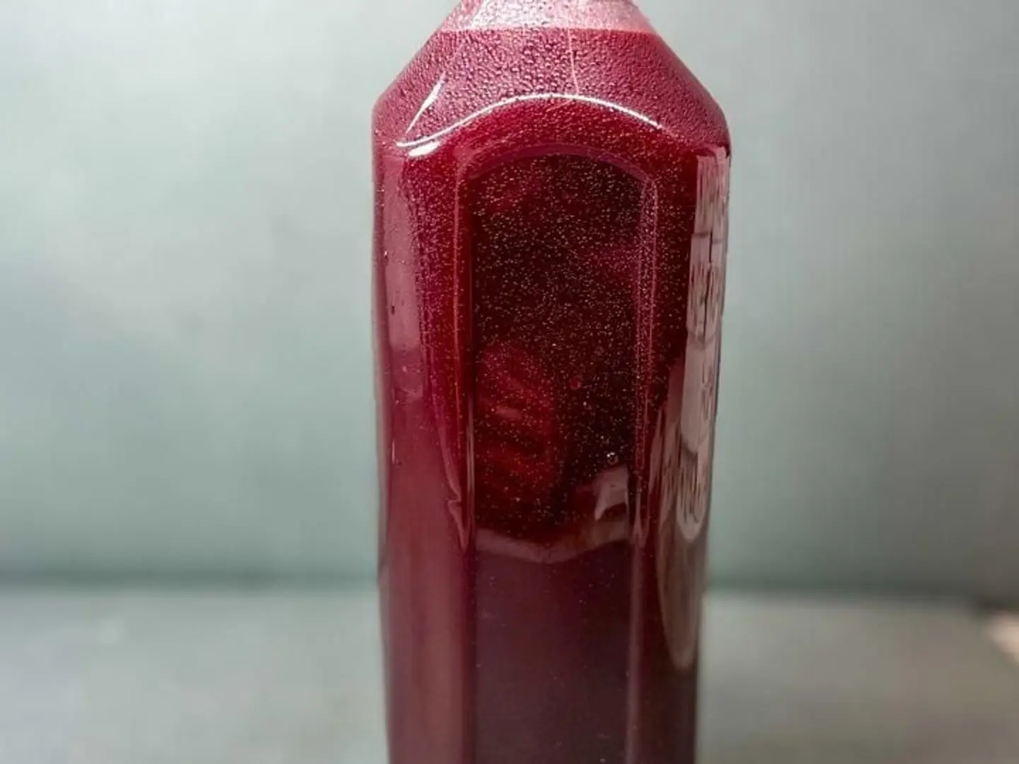 عصير رمان طبيعي ليتر