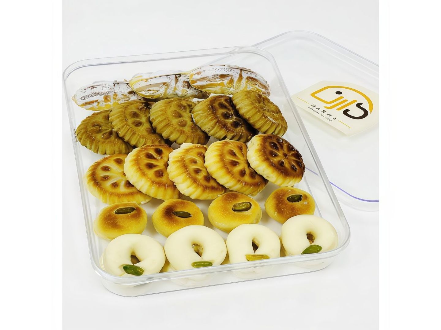 Mixed Date Ma’amoul And White Ghraybeh
