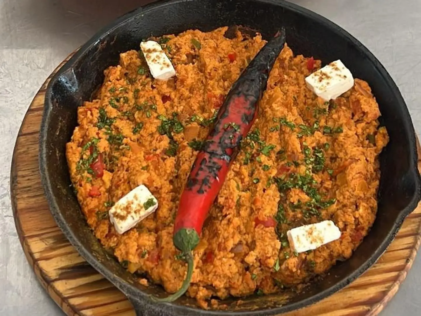 بيض يوناني