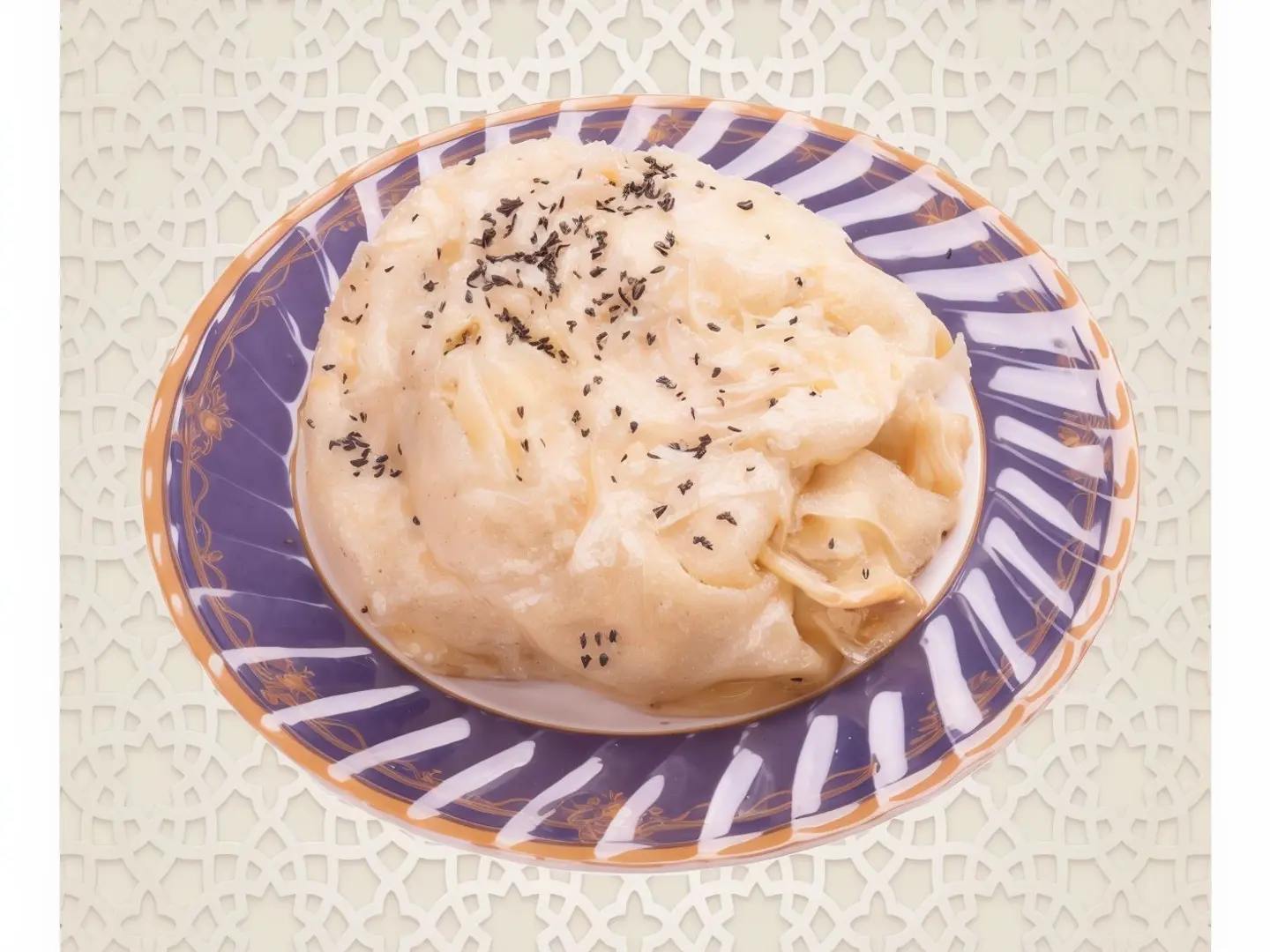 رطب بالعسل والقشطة