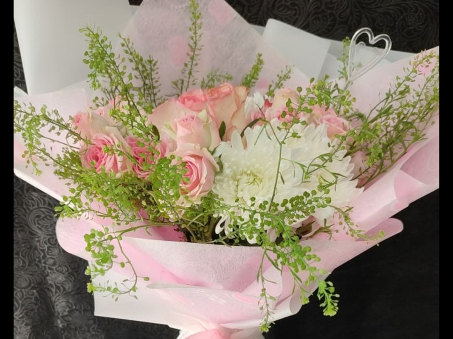 Roses White Chrysanthemum Green Leaves Bouquet