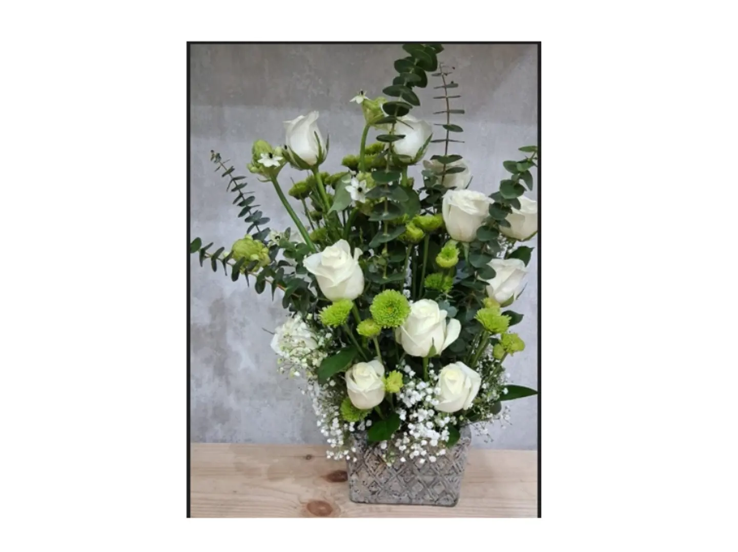 White Roses Green Bottons With Green Lesves