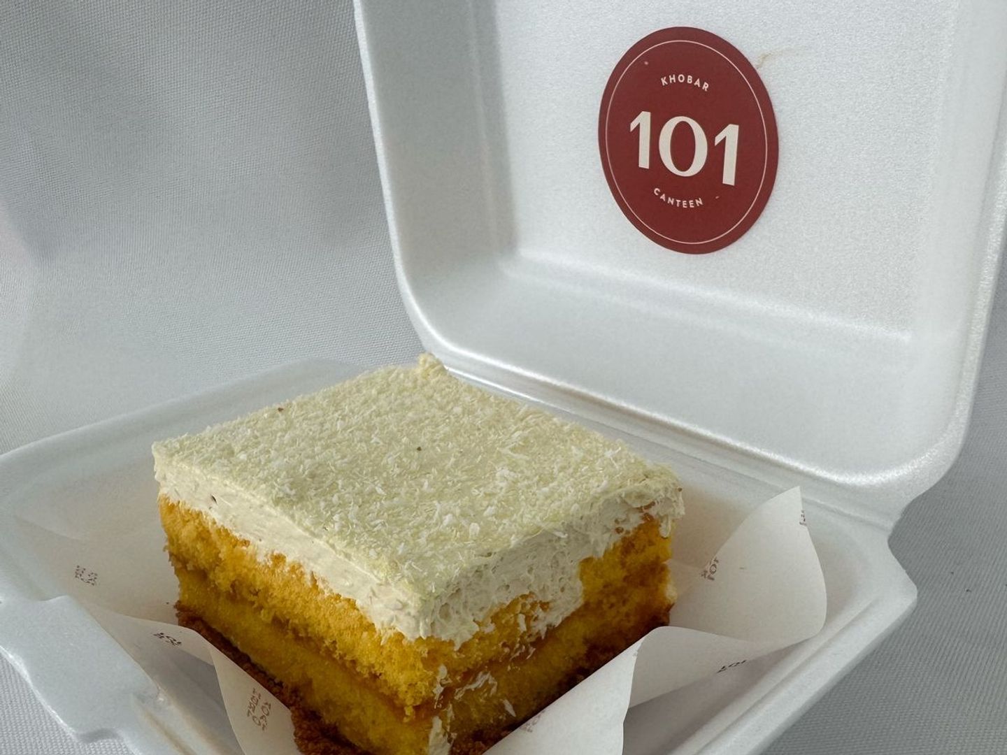 Coco Mango Cake