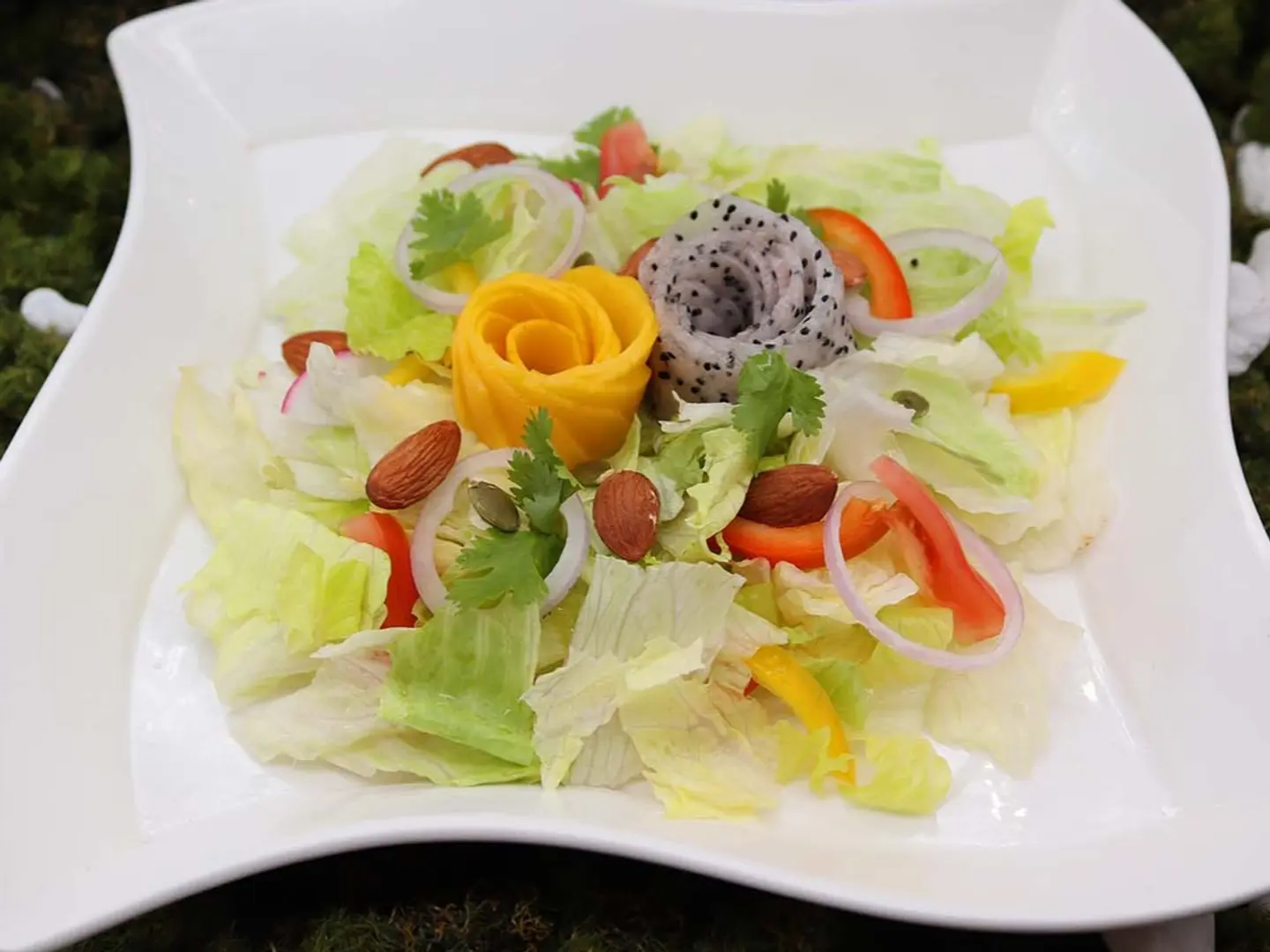 سلطة الخضار