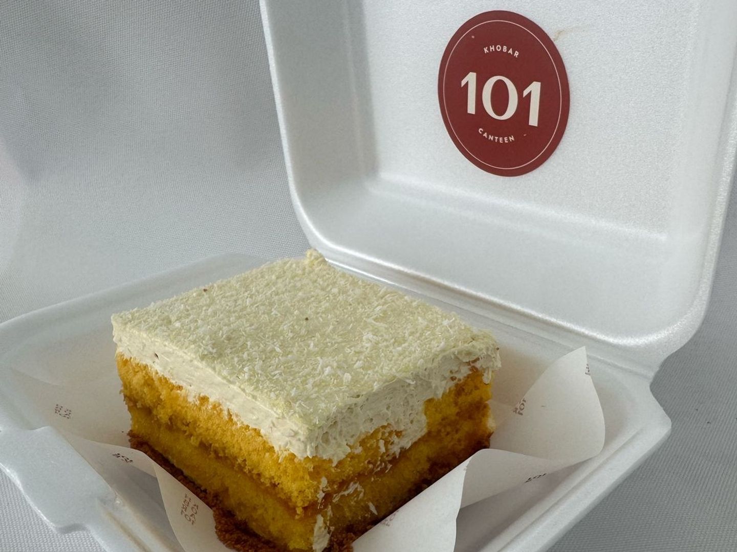 Coco Mango Cake